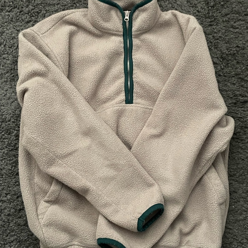 GAP Arctic Fleece with Green Trim